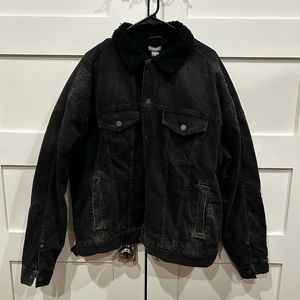 Black Jean Jacket with Fur Inside